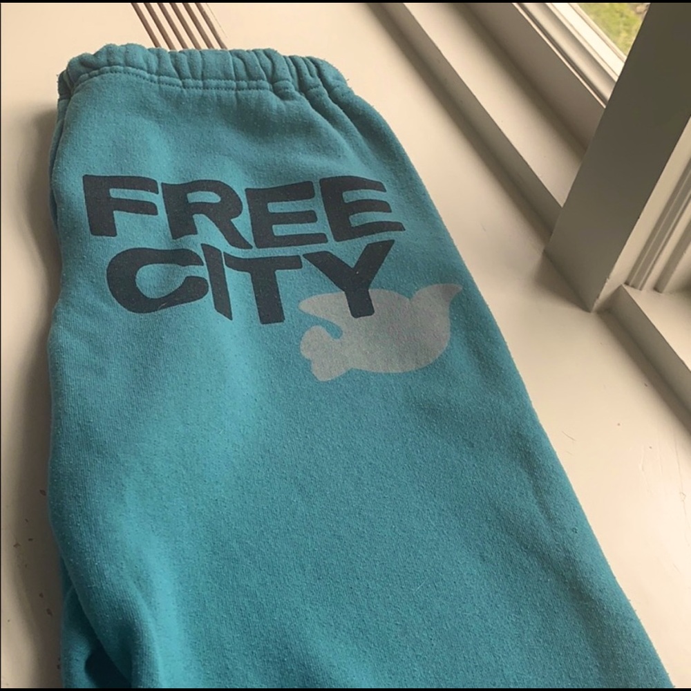 FREECITY sweatpants